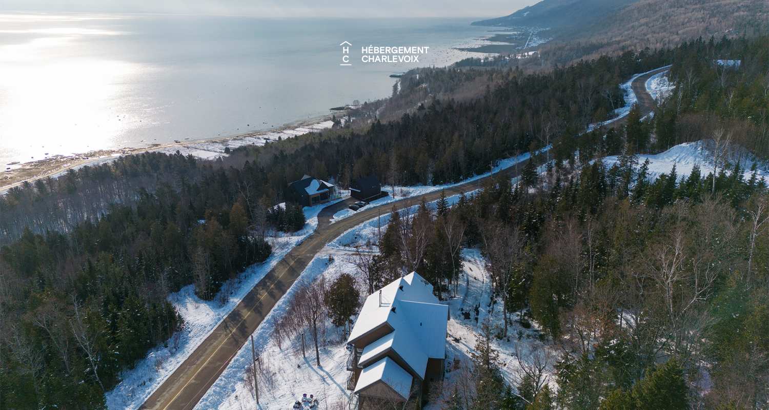 AUB-148 - A fireplace to relax 